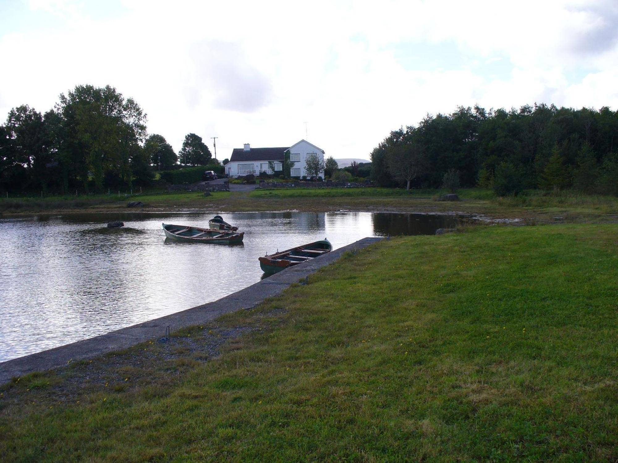 The Waterfront House Country Home Oughterard Exterior foto