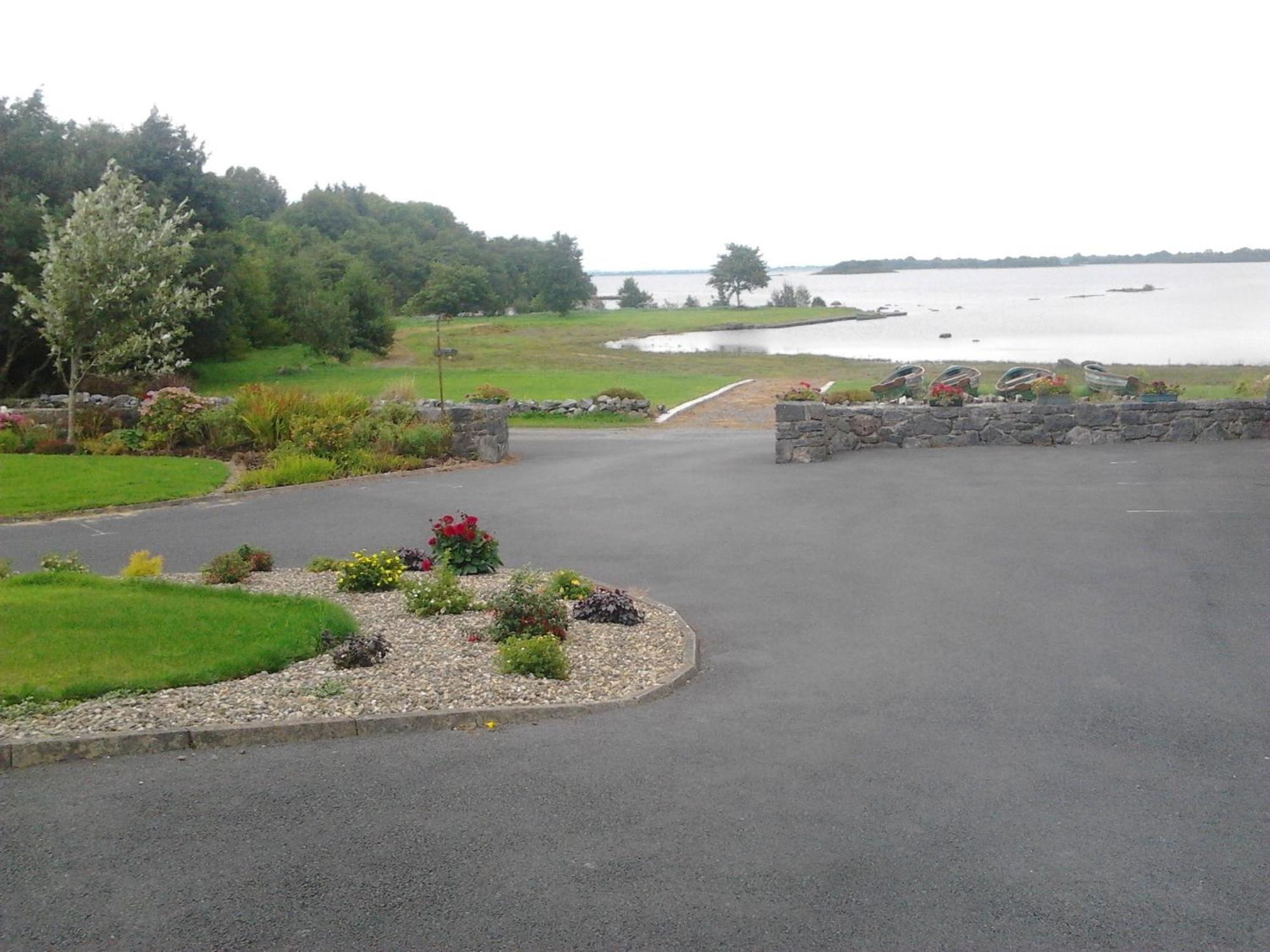 The Waterfront House Country Home Oughterard Exterior foto