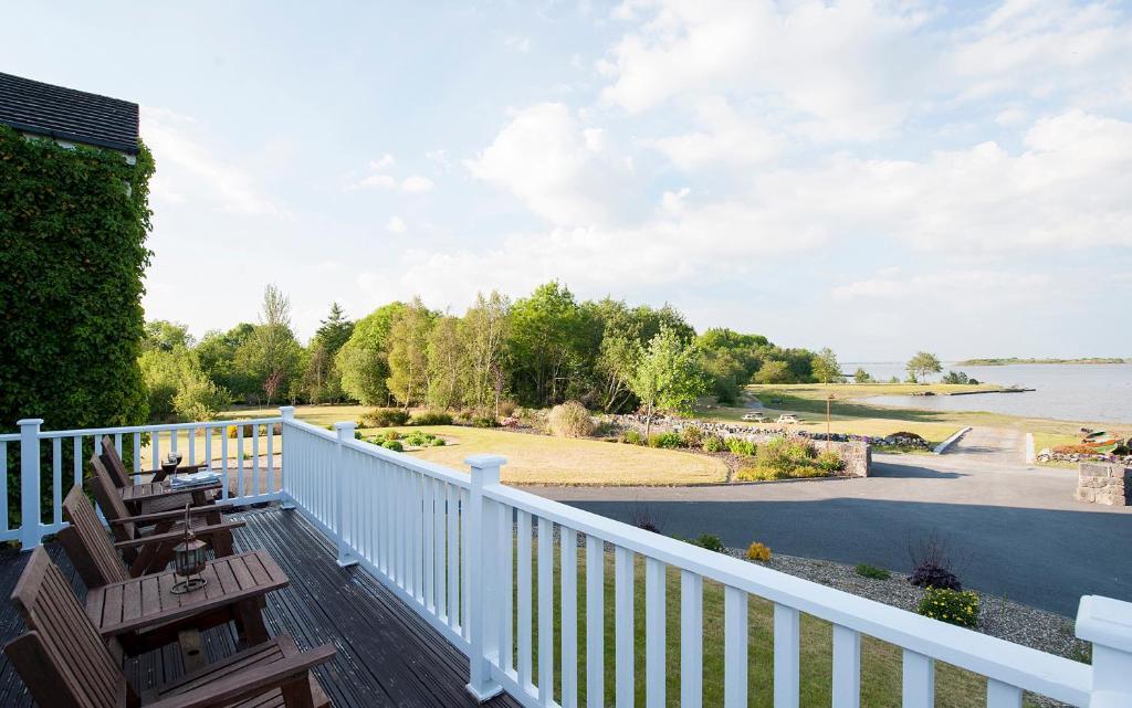 The Waterfront House Country Home Oughterard Exterior foto