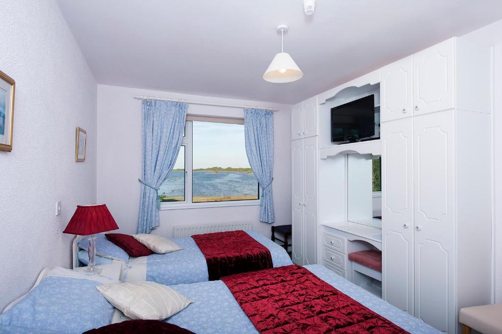 The Waterfront House Country Home Oughterard Zimmer foto