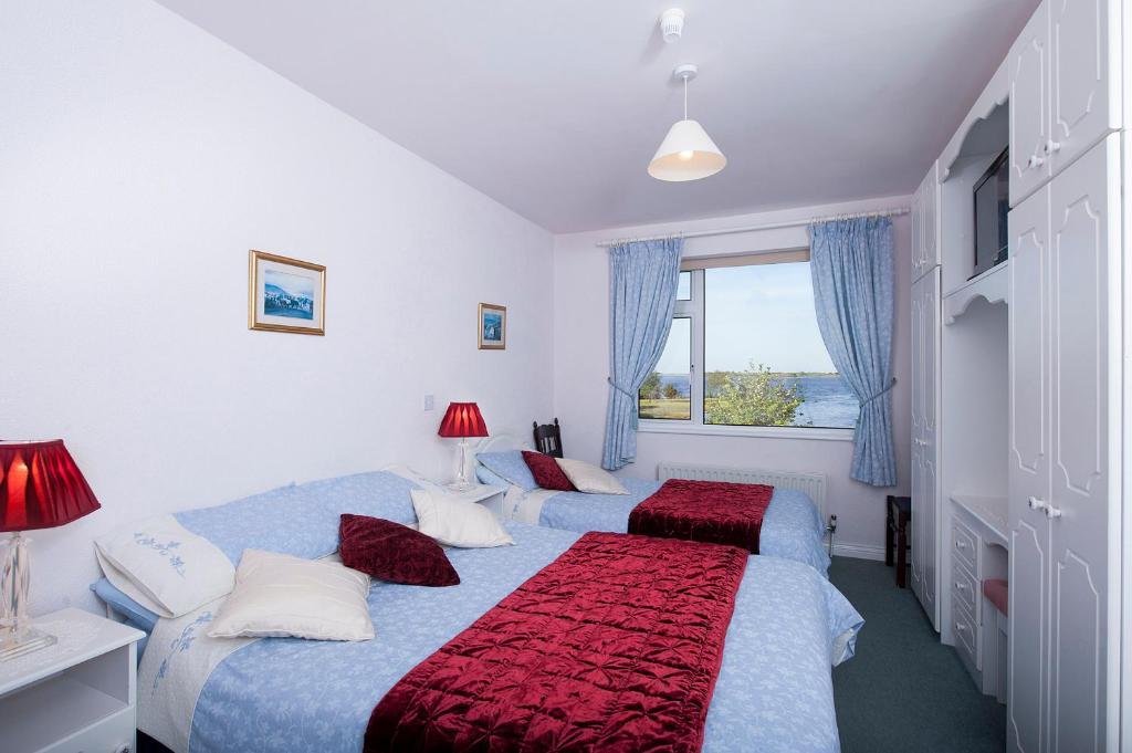 The Waterfront House Country Home Oughterard Zimmer foto