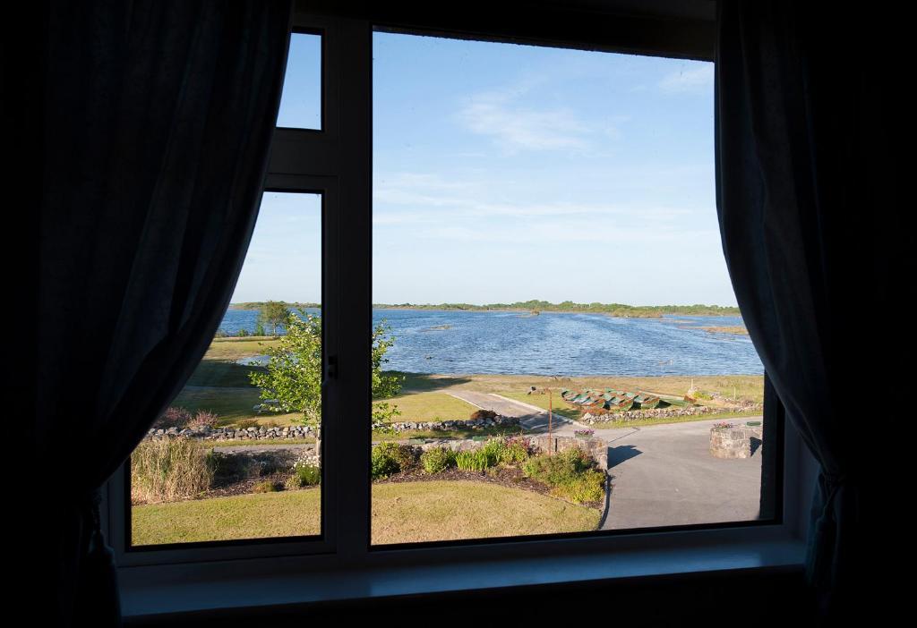 The Waterfront House Country Home Oughterard Exterior foto