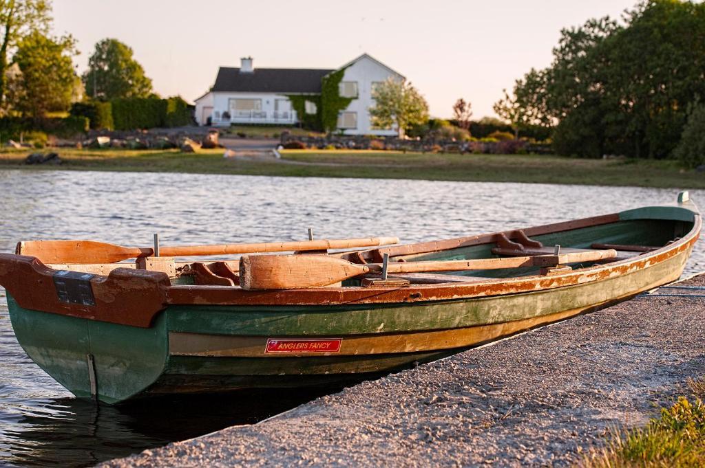 The Waterfront House Country Home Oughterard Exterior foto